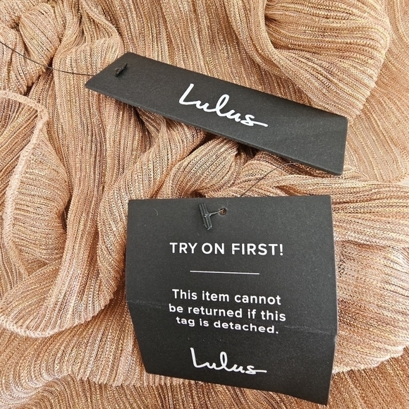 🆕Leveling Up the Look Mauve Metallic Off-the-Shoulder Bodysuit Size Medium 6-8 - Picture 6 of 10